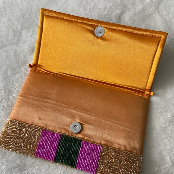 New! Golden Handmade Beaded Clutch - Picture 5 of 7